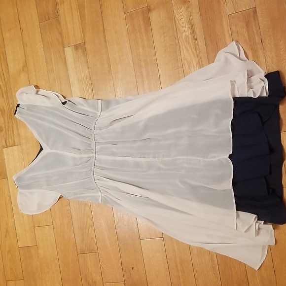 Dress - Picture 4 of 4